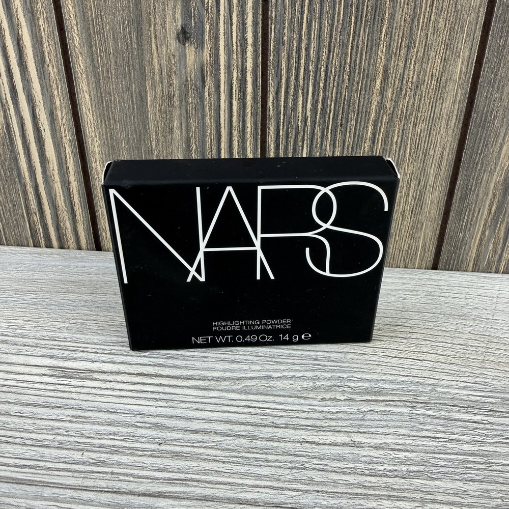 Nars Highlighting Powder St. BARTHS 5227 - Full Size 0.49 Oz. / 14 g New - Picture 15 of 15